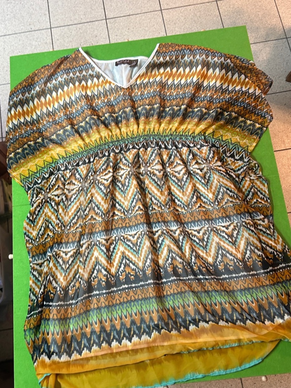 1X Women’s Vibrant Geometric Tunic Breezy Sleeves Aztec Beach Vacation Light